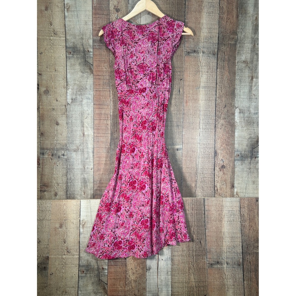 Angie Pink Paisley Ruffle V-Neck Cap Sleeve Midi Dress Medium Boho Romantic Y2K - Picture 7 of 7
